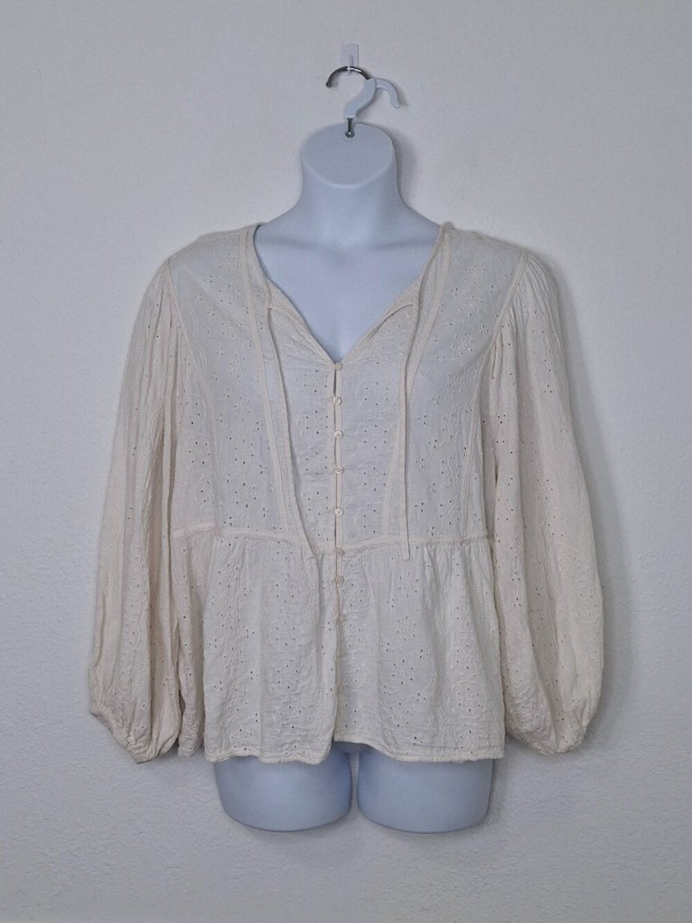 Old Navy Eyelet Babydoll Blouse Sz XXL Cotton Blend Cottagecore Neutral Boho